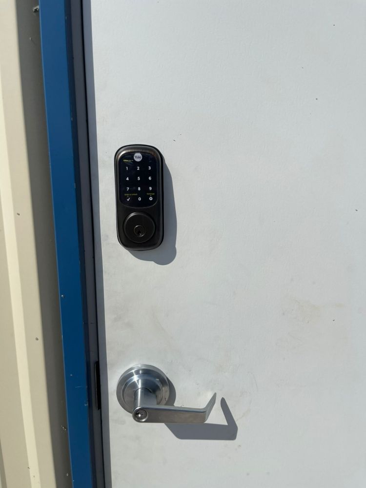 Commercial locksmith service from WOW Locks